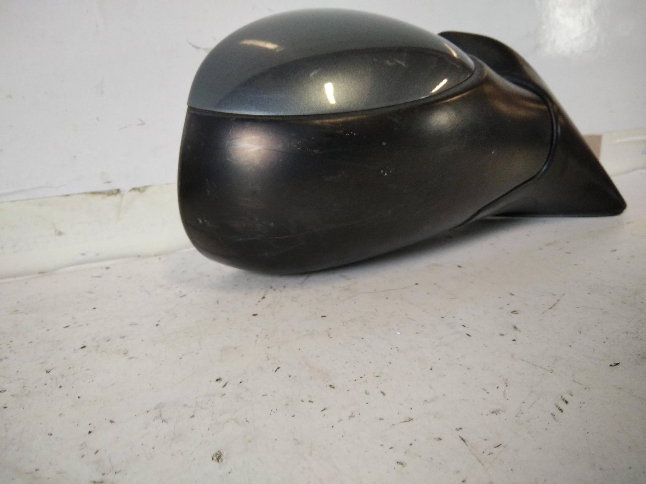 Retrovisore est. dx.